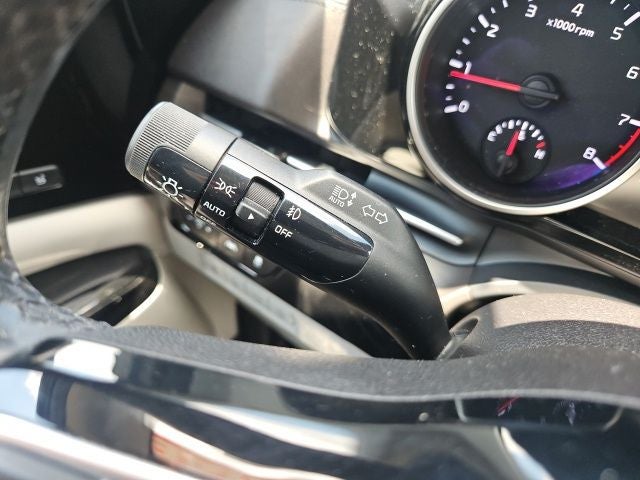 2022 Kia Carnival SX