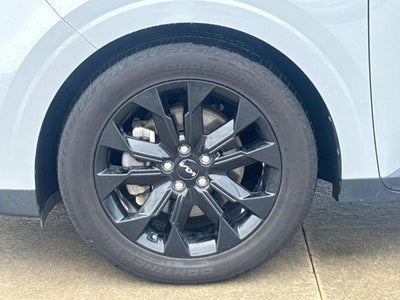 2022 Kia Carnival SX