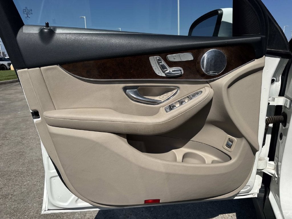 2017 Mercedes-Benz GLC GLC 300