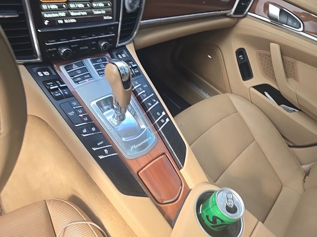2014 Porsche Panamera 4