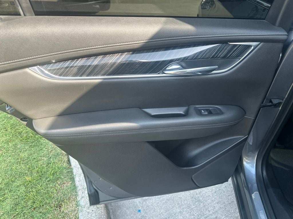 2022 Cadillac XT6 Premium Luxury