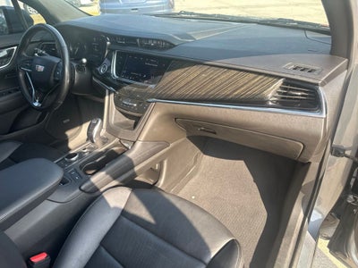 2022 Cadillac XT6 Premium Luxury