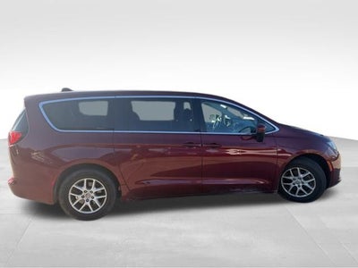 2017 Chrysler Pacifica LX