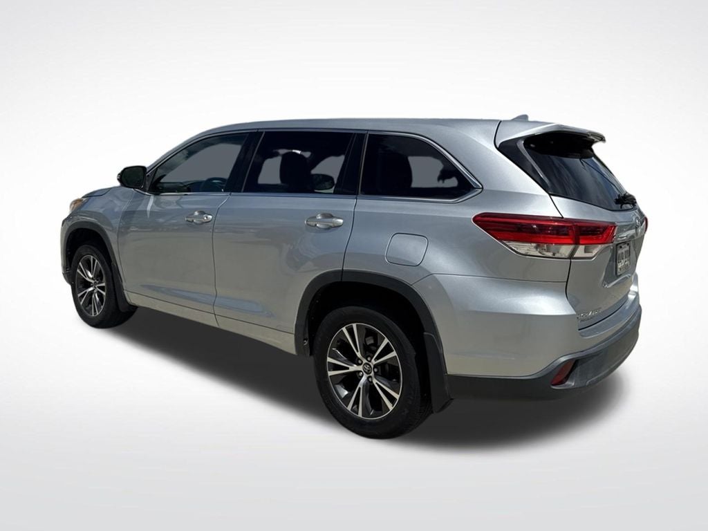 2017 Toyota Highlander LE Plus