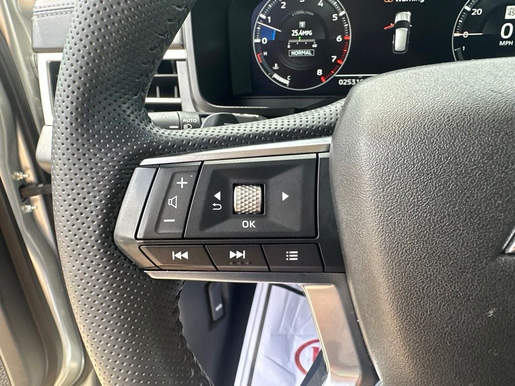 2024 Mitsubishi Outlander SEL