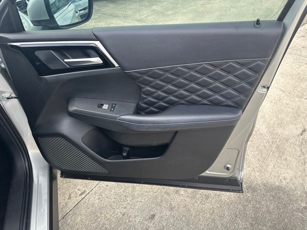 2024 Mitsubishi Outlander SEL