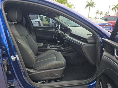 2025 Kia K5 GT
