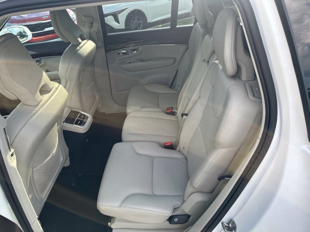 2019 Volvo XC90 T5 Momentum