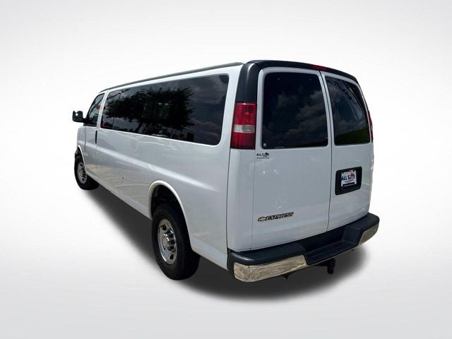 2020 Chevrolet Express 3500 LT Passenger