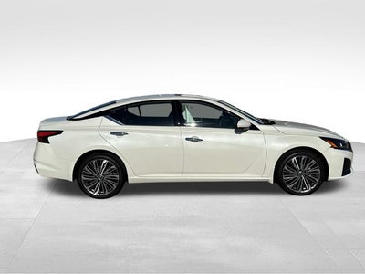 2025 Nissan Altima 2.5 SL