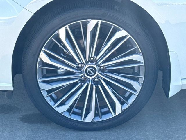 2025 Nissan Altima 2.5 SL