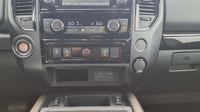 2024 Nissan Titan SV