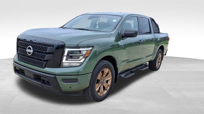 2024 Nissan Titan SV