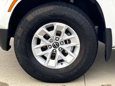 2024 Nissan Frontier SV