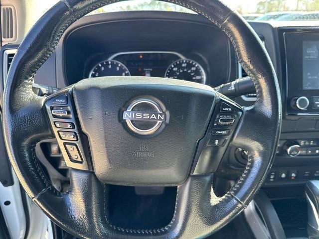 2023 Nissan Frontier SV