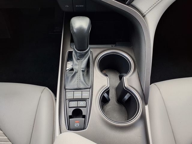 2021 Toyota Camry Hybrid SE