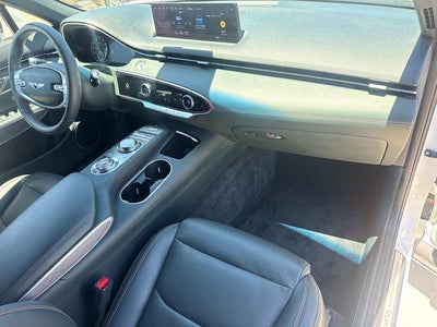 2023 Genesis GV70 2.5T