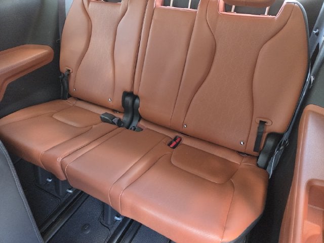 2022 Kia Carnival SX
