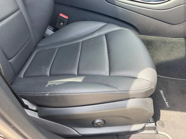 2023 Mercedes-Benz GLC 300 GLC 300