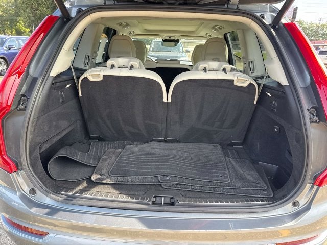 2019 Volvo XC90 Momentum