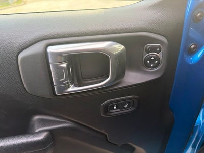 2025 Jeep Wrangler 4-Door Summit 4x4