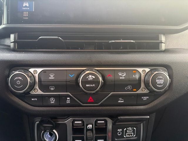 2025 Jeep Wrangler 4-Door Summit 4x4
