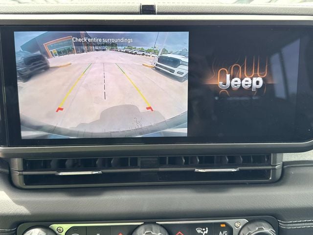 2024 Jeep Wrangler 4-Door Sahara 4x4