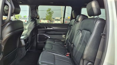 2024 Jeep Wagoneer L Series II 4x2