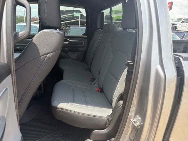 2022 RAM 1500 Big Horn Quad Cab 4x2 6'4' Box