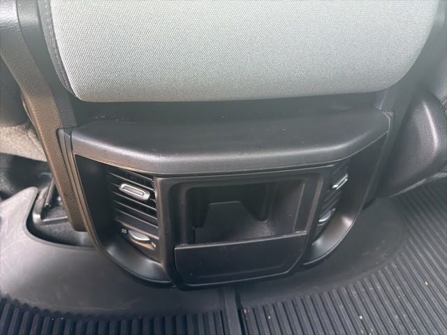 2022 RAM 1500 Big Horn Quad Cab 4x2 6'4' Box