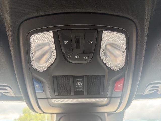 2022 RAM 1500 Big Horn Quad Cab 4x2 6'4' Box