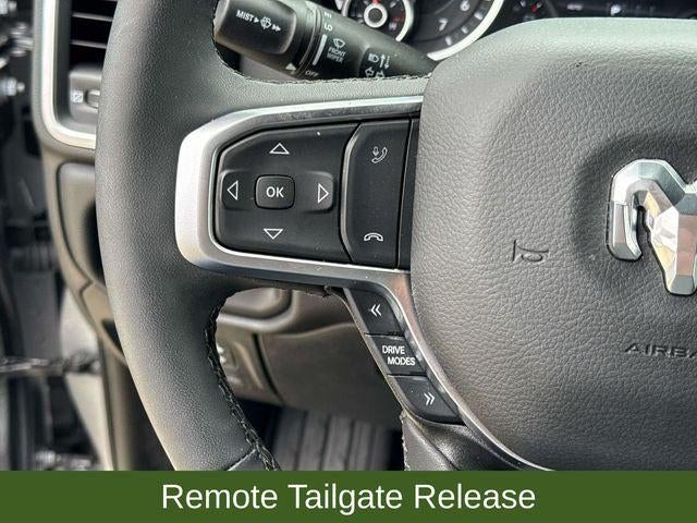 2026 RAM 1500 Big Horn Crew Cab 4x4 5'7' Box