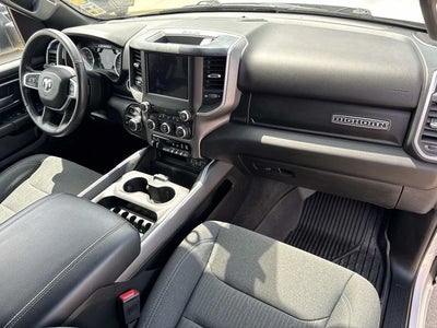 2022 RAM 1500 Big Horn Crew Cab 4x4 5'7' Box