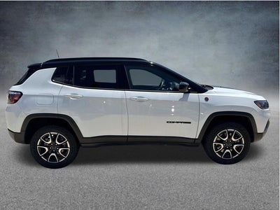 2025 Jeep Compass Trailhawk 4x4