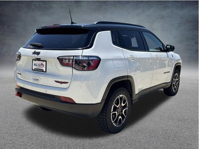 2025 Jeep Compass Trailhawk 4x4
