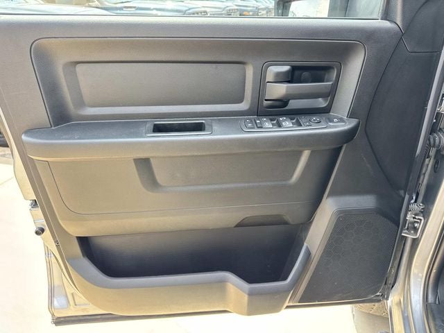 2024 RAM 2500 Tradesman Crew Cab 4x4 6'4' Box