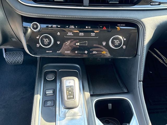 2024 INFINITI QX60 LUXE