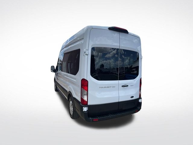 2025 Ford Transit-350 XLT 15 Passenger