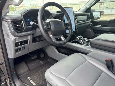 2025 Ford F-150 Lightning Flash