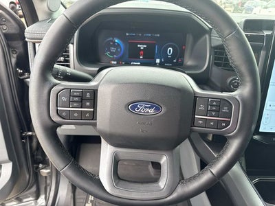 2025 Ford F-150 Lightning Flash