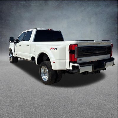 2025 Ford F-450SD Platinum DRW