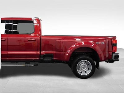 2025 Ford F-450SD Lariat DRW