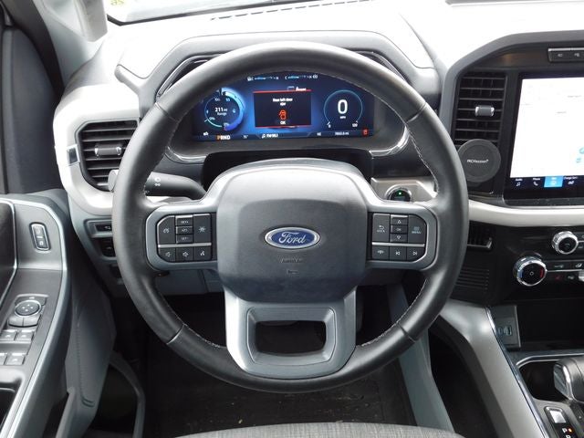 2023 Ford F-150 Lightning XLT