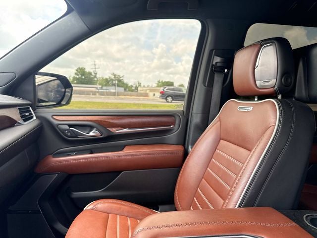 2023 GMC Yukon XL Denali Ultimate