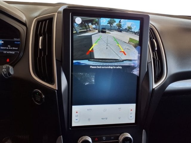 2023 Ford Edge SE