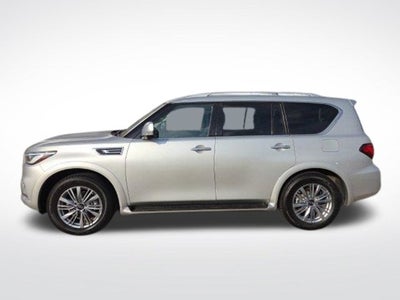 2023 INFINITI QX80 LUXE