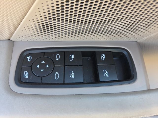 2025 Porsche Taycan Base