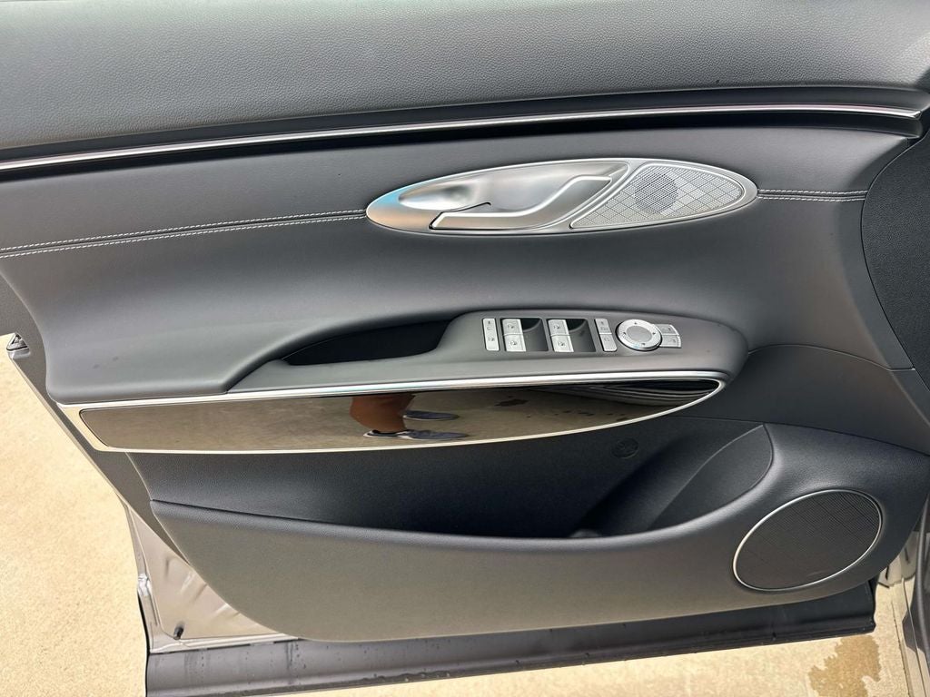 2026 Genesis GV70 2.5T