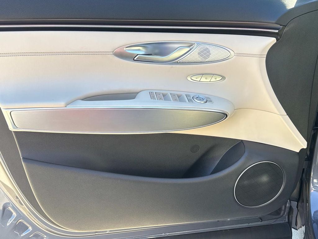 2026 Genesis GV70 2.5T Select