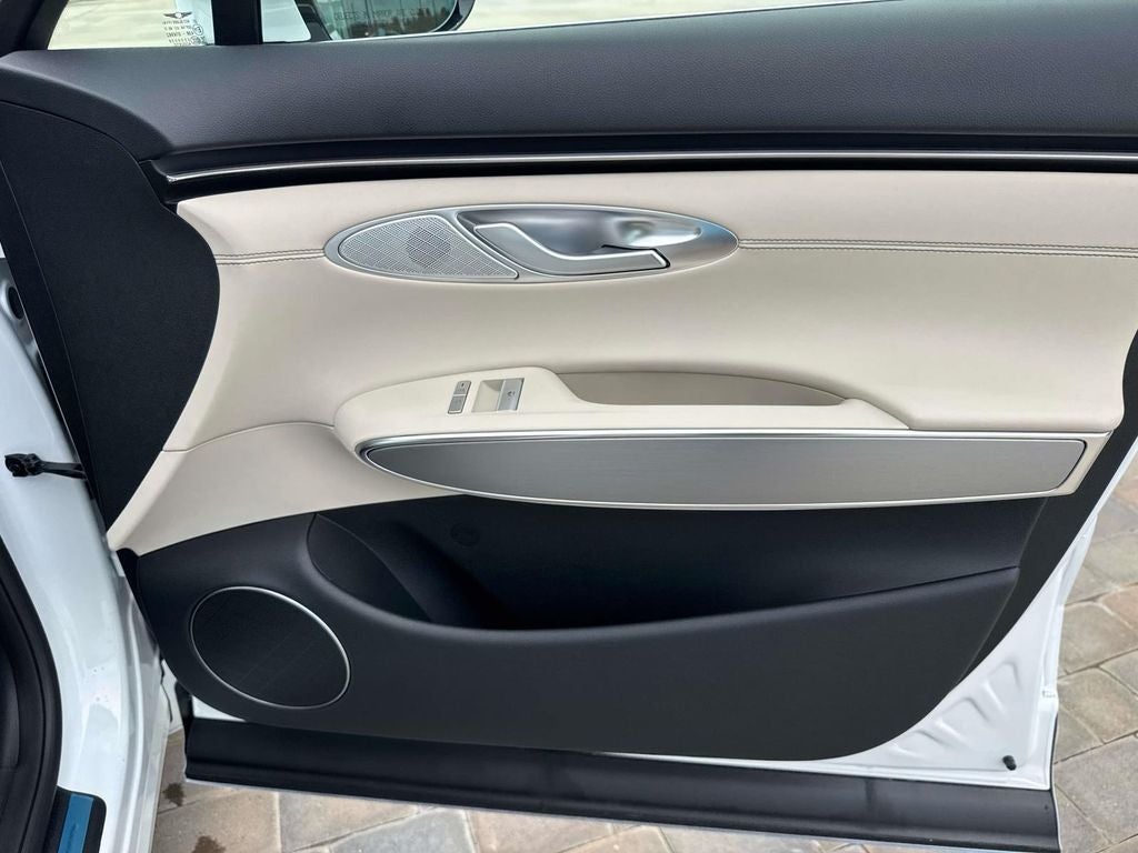 2026 Genesis GV70 2.5T Select